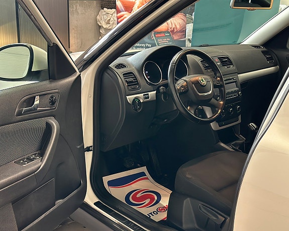 Skoda Yeti 9 of 23