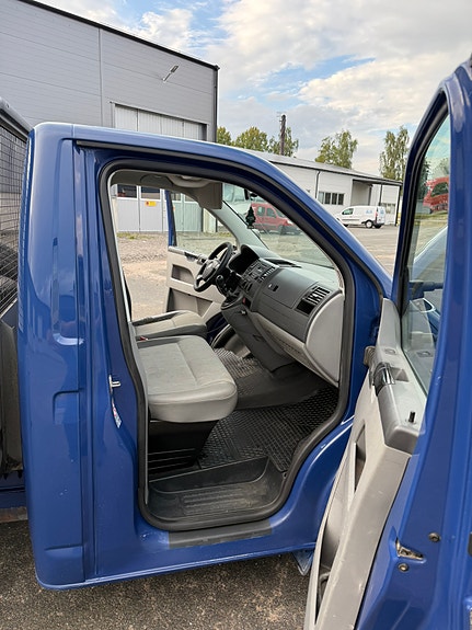 Volkswagen Transporter 8 of 9