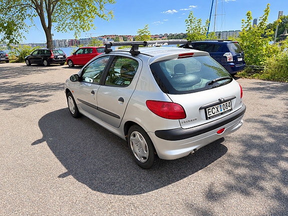 Peugeot 206 3 of 5
