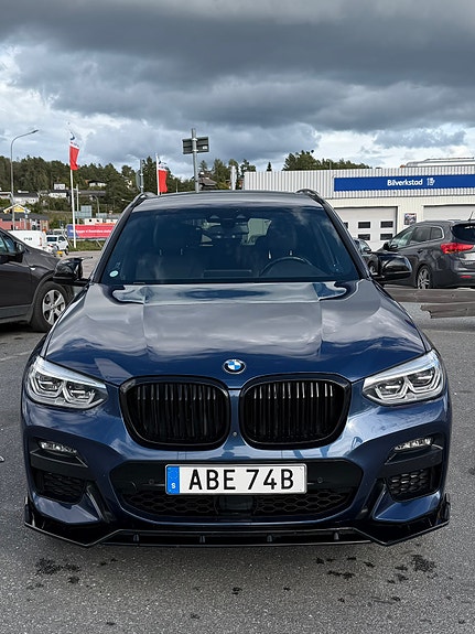 BMW X3 3 of 13