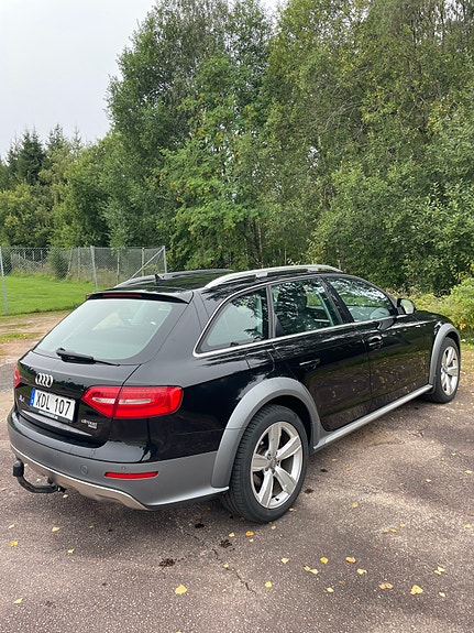 Audi A4 allroad 4 of 7