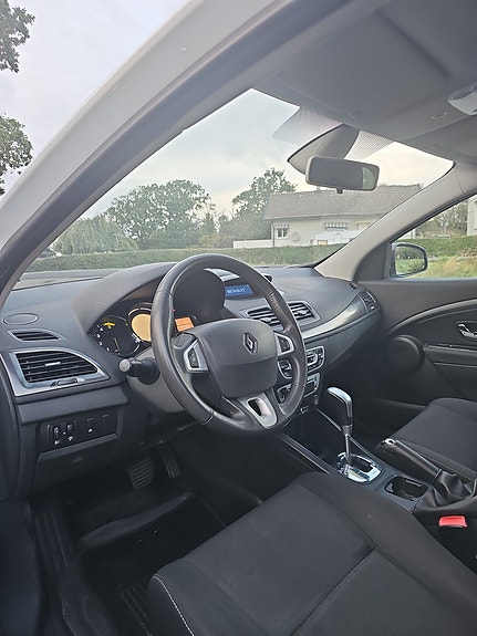 Renault Megane III 5 of 7
