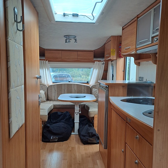 Adria Andora  552 UL 2 of 12