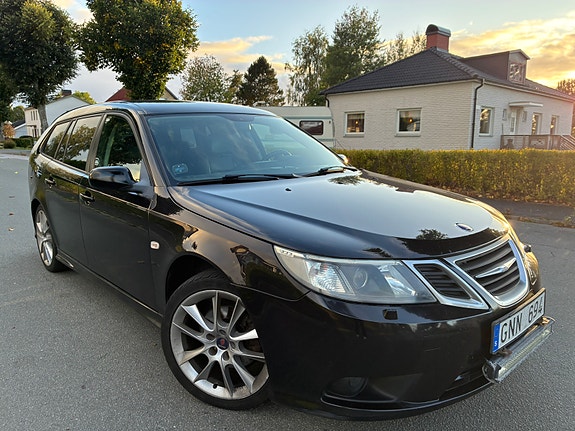 Saab 9-3 2 of 6