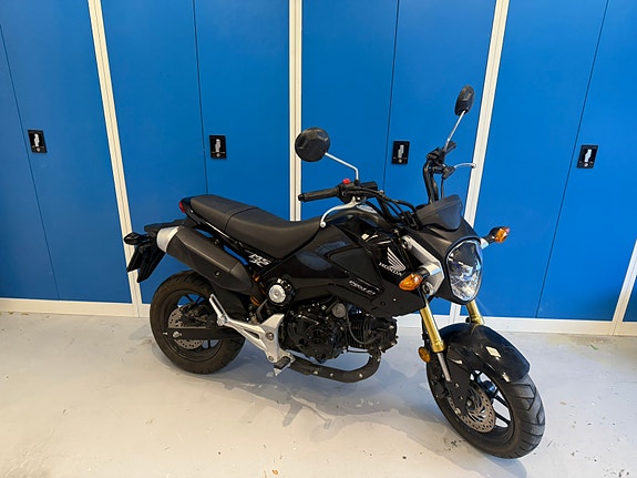 Honda MSX125 Grom 3 of 4
