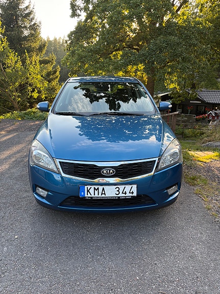 Kia Ceed 7 of 7