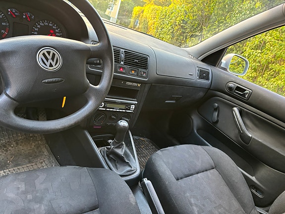 Volkswagen Golf IV 6 of 7