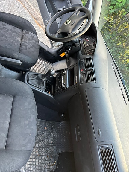 Volkswagen Golf IV 5 of 7