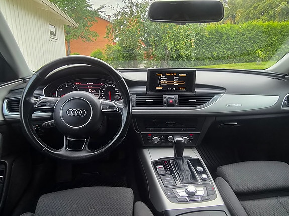 Audi A6 4 of 4