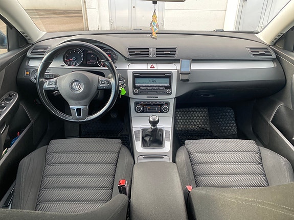 Volkswagen Passat 7 of 7