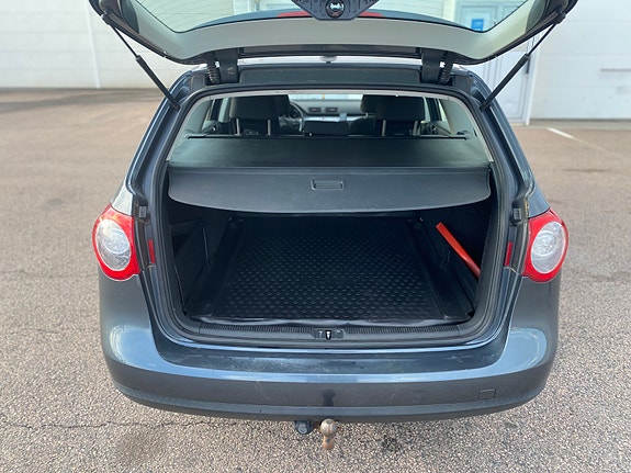 Volkswagen Passat 5 of 7