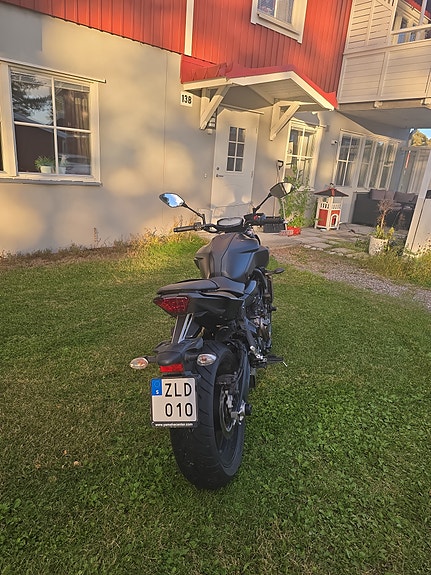 Yamaha MT-07 4 of 4