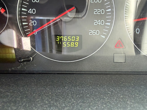 Volvo XC70 8 of 12