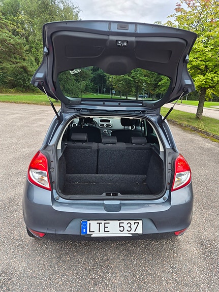 Renault Clio 6 of 6