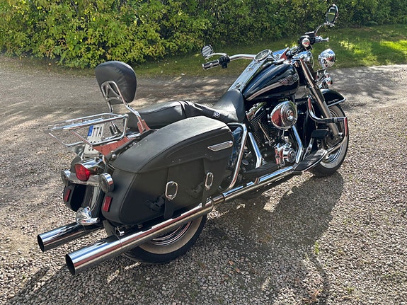 Harley-Davidson Road King Classic 1.4 Twin Cam 88 Jubileum 100 9 of 16