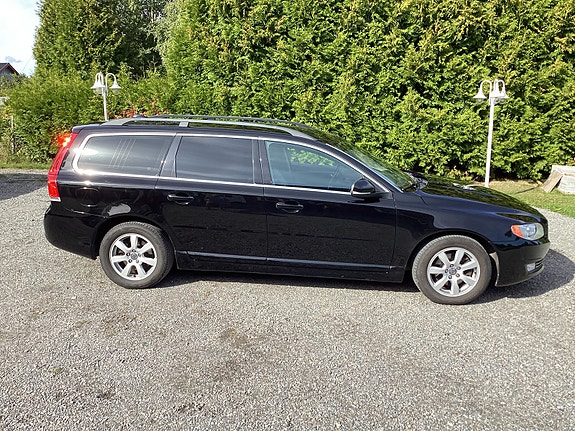 Volvo V70 11 of 11