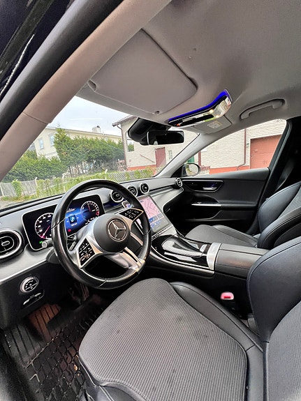 Mercedes-Benz C300 13 of 14