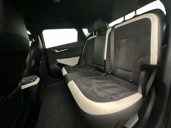 Kia EV6 18 of 30