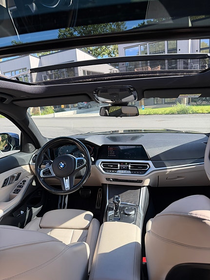 BMW 320d 4 of 8