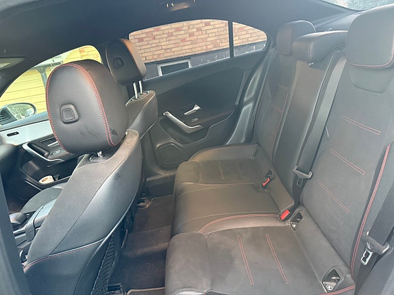 Mercedes-Benz A200 d 8 of 8