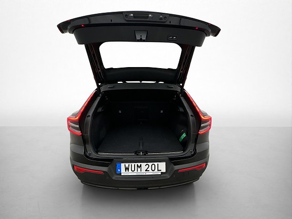 Volvo C40 16 of 30