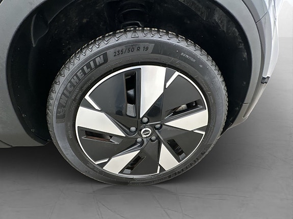 Volvo C40 13 of 30