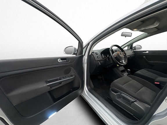 Volkswagen Golf Plus 10 of 29