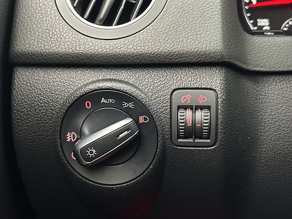 Volkswagen Golf Plus 28 of 29