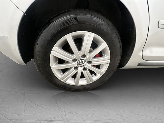 Volkswagen Golf Plus 22 of 29