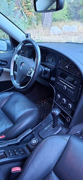 Saab 9-5 4 of 5