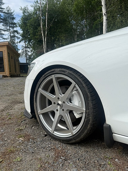 Audi A6 4 of 14
