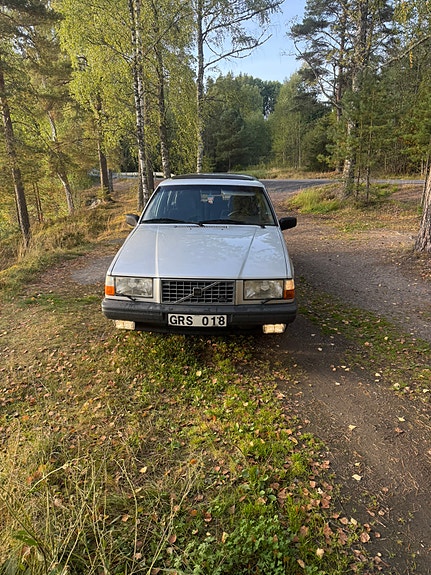 Volvo 740 3 of 14