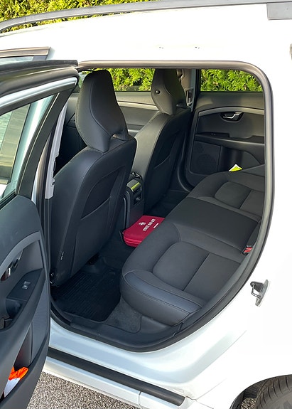 Volvo V70 5 of 9