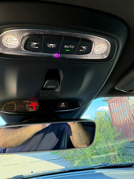 Volvo V40 8 of 12