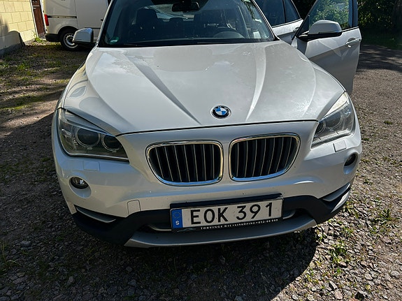 BMW X1 3 of 10
