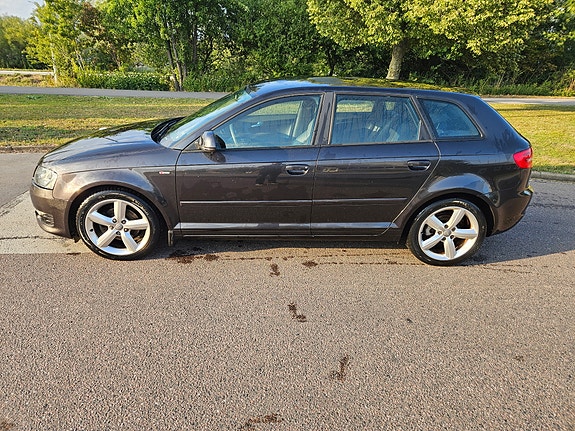 Audi A3 4 of 8