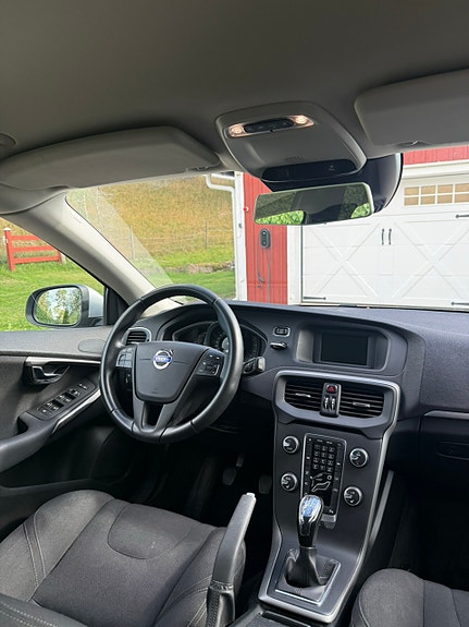 Volvo V40 4 of 4