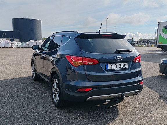 Hyundai Santa Fe 3 of 9