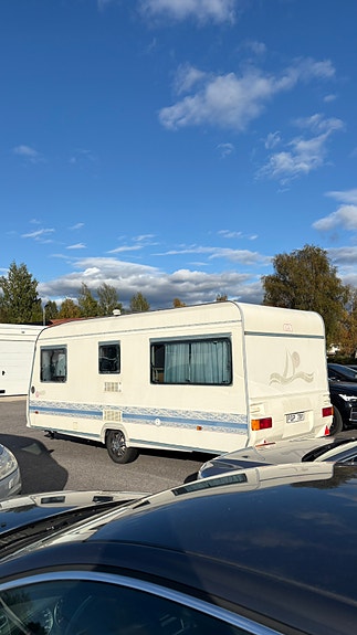 Adria Unica B502 up 3 of 6