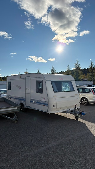 Adria Unica B502 up 2 of 6