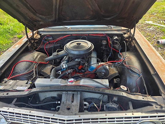 Chevrolet Impala 2 of 6