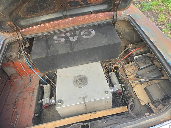 Chevrolet Impala 5 of 6
