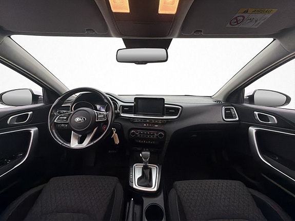 Kia Ceed 12 of 30