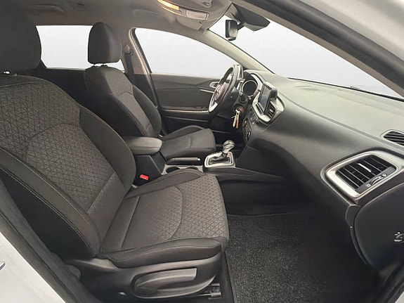 Kia Ceed 14 of 30