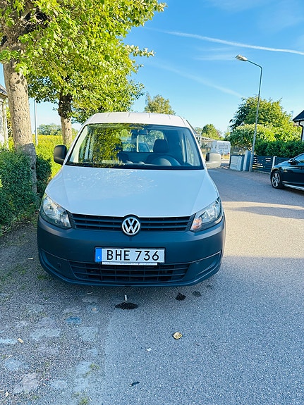 Volkswagen Caddy 2 of 3
