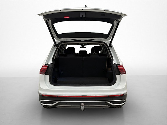 Volkswagen Tiguan Allspace 10 of 30