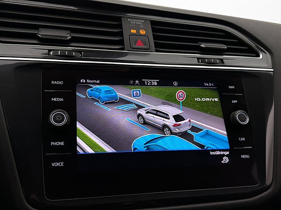 Volkswagen Tiguan Allspace 26 of 30