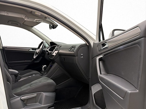 Volkswagen Tiguan Allspace 17 of 30