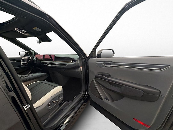 Kia EV9 16 of 30