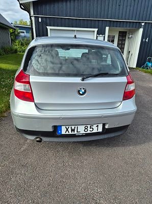 BMW 118i 4 of 8